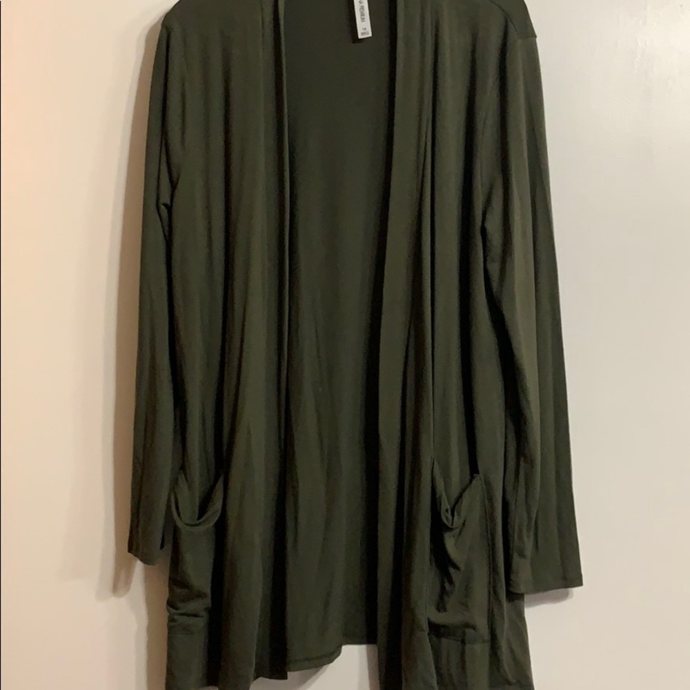Zenana Premium light cardigan with pockets